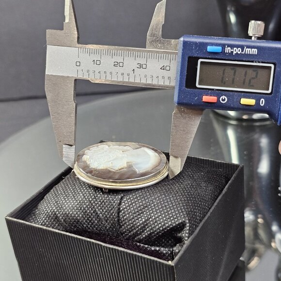 Antique Eaton & Co 925 Sterling Silver Mother Of Pearl Cameo Broach Hallmark - Picture 8 of 16